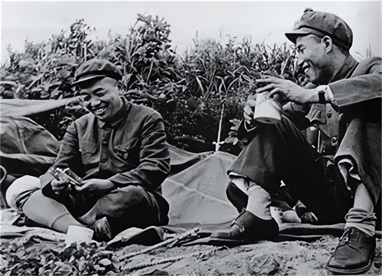 1941年12月，太行山八路军总部传来一声枪响，惊动了彭老总。他循着枪声赶来，发