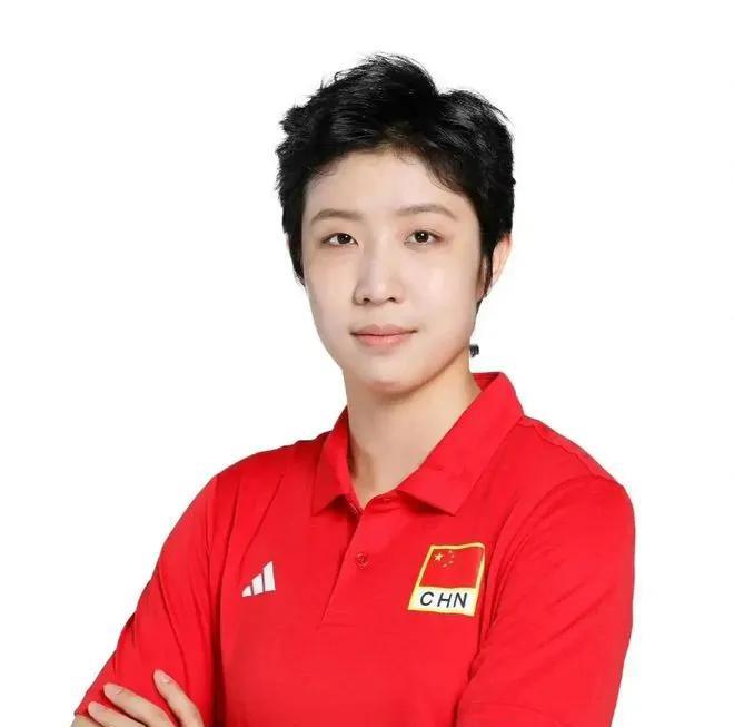 董禹含何须人也？中国女排三比二战胜多米尼加，头号功臣不是龚翔宇，不是王梦洁，更不