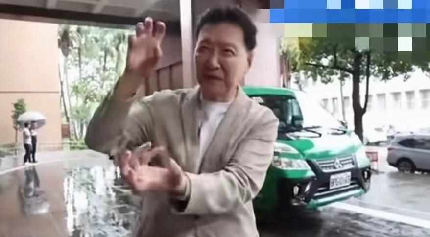 赵少康亮票突被传唤，摊上了大事，郑丽文高兴了！
甜嘟爸爸想说，赵少康是国民党里老