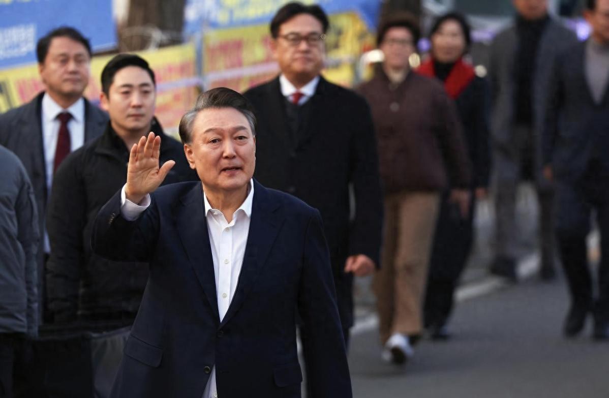 尹锡悦获释 李在明收死亡威胁





韩国政坛，炸裂了！总统尹锡悦刚被放出来，