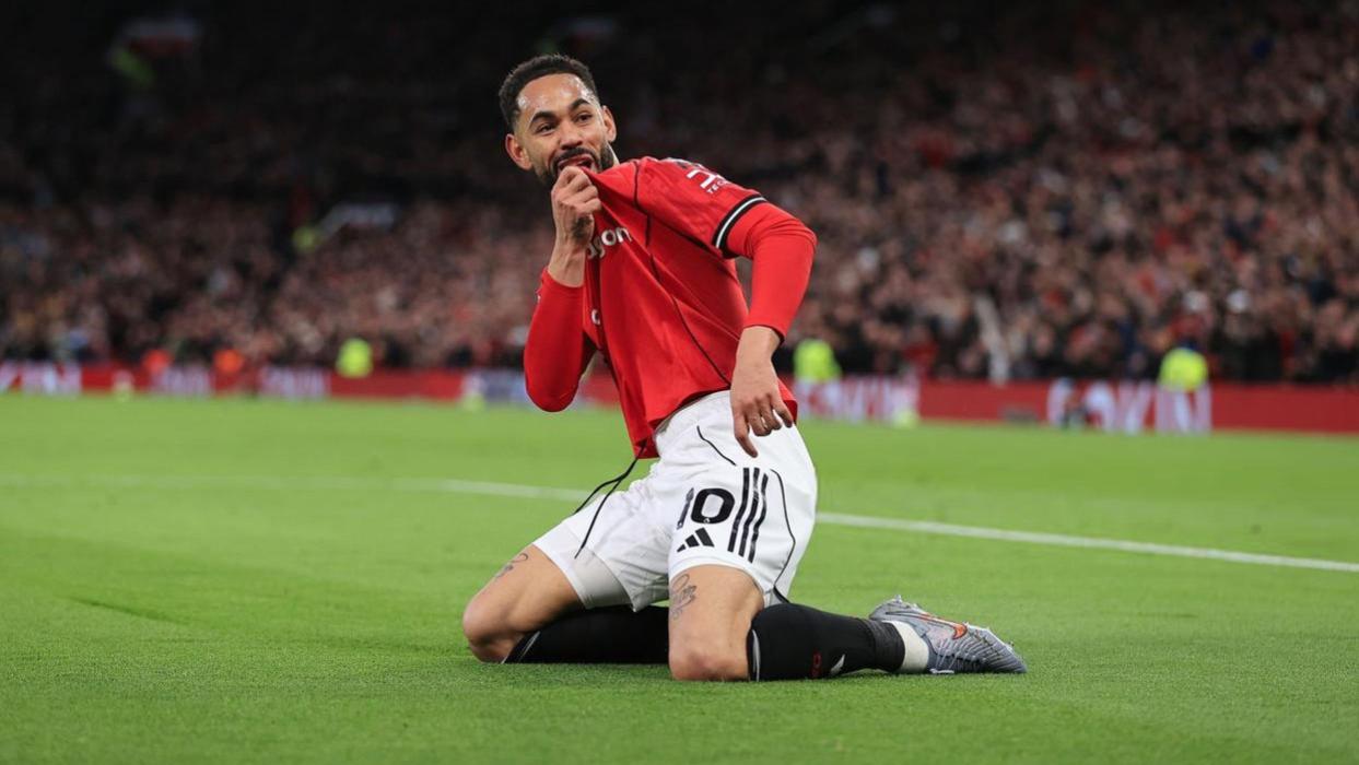 4-2！7400万先生处子球，姆伯莫双响，曼联3连胜，闯入英超前四