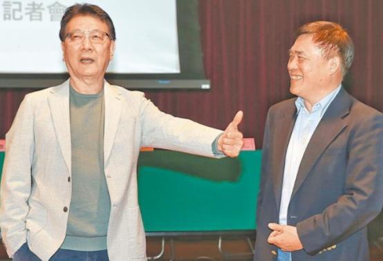 “张亚中的两岸路线看似很正确，但实质上毫不可取；郝龙斌的路线，则是‘台独’路线。