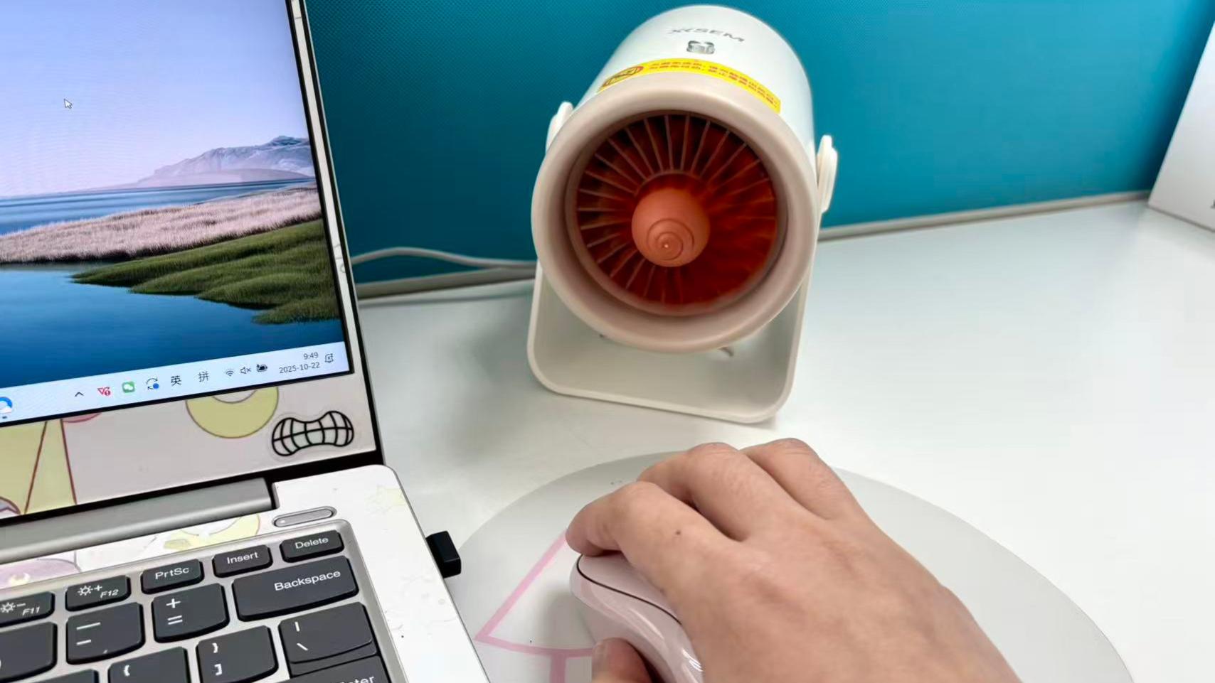 西圣桌面暖风机：桌面「小太阳」，寒冬办公学习的温暖救星