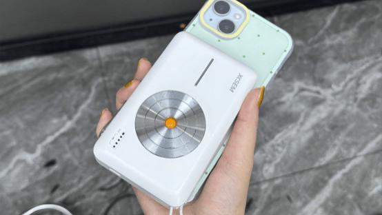 2025年口碑公认的十款顶尖充电宝推荐，推荐10款热销充电宝，高性价比选择更实惠！