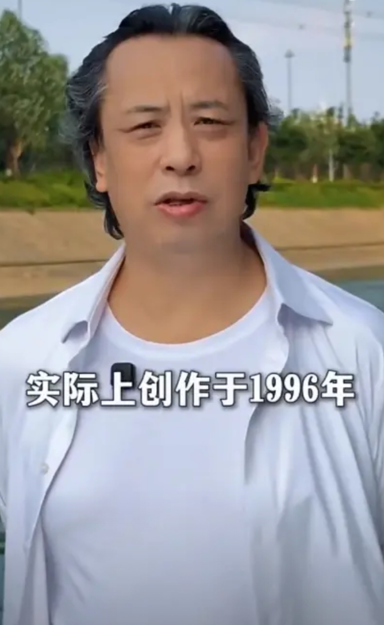 牛朝阳真是生不逢时

身为一代神曲《两只蝴蝶》的词作者

偏偏赶上音乐版权买断制