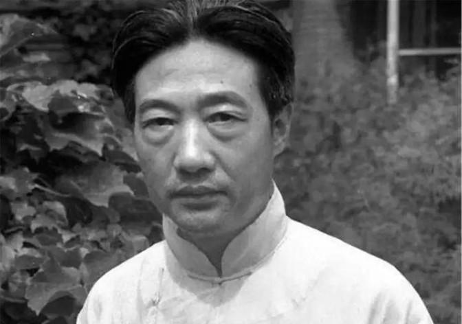 1913年，徐悲鸿的第一个儿子出生。因不喜欢这个儿子，徐悲鸿给他取了个恶毒的名字