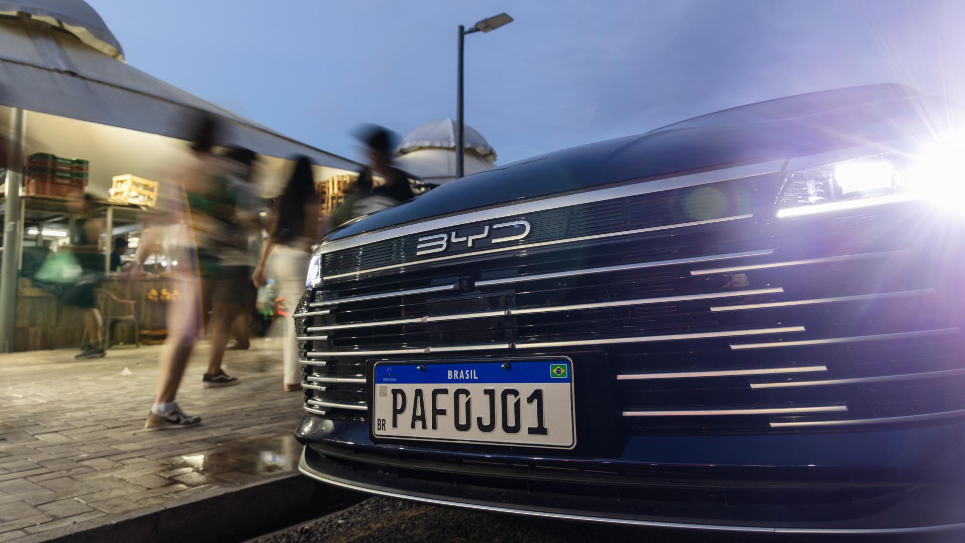 巴西贝伦的COP30气候大会上，比亚迪展示了中国新能源汽车创新力量