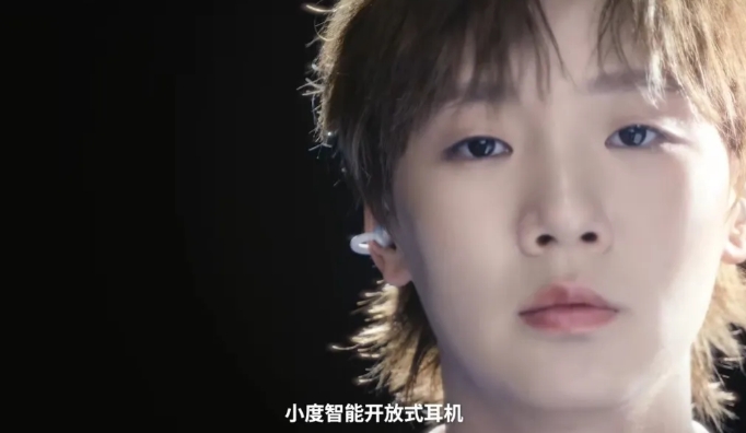 王曼昱的造型师真的很懂曼昱，她知道如何展现王曼昱赛场外最美的一面。

我曾经说过