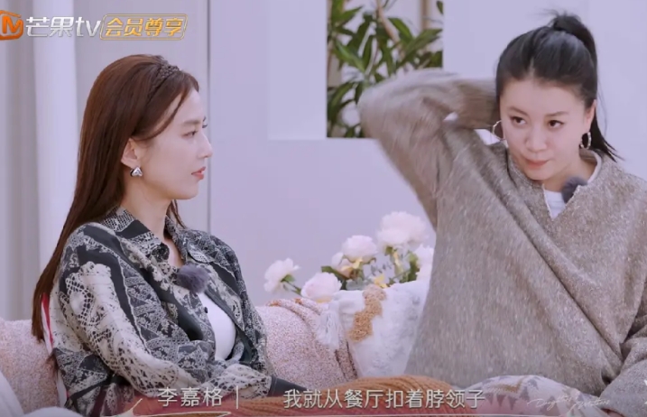 感觉李嘉格的性格真的有点问题。
 
节目里，她分享了教育儿子的经历。
 
有一次