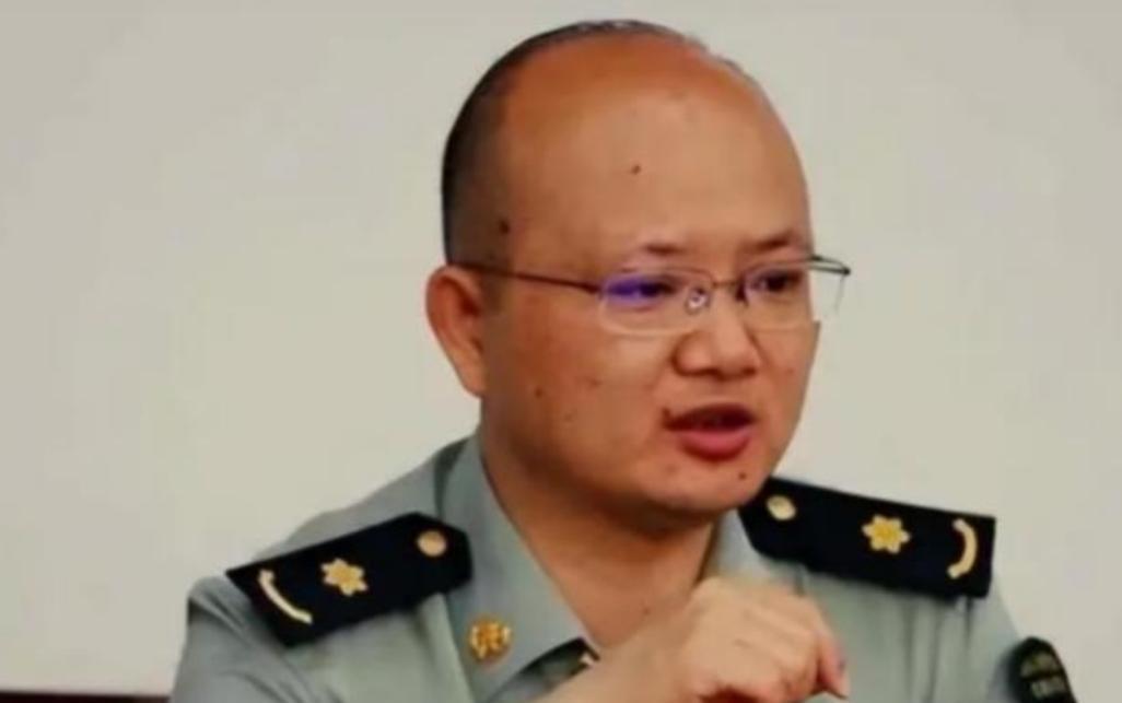 只要一颗钻地弹就能将中国引以为傲的三峡大坝给轰烂！”美国的政客曾大言不惭的说道，