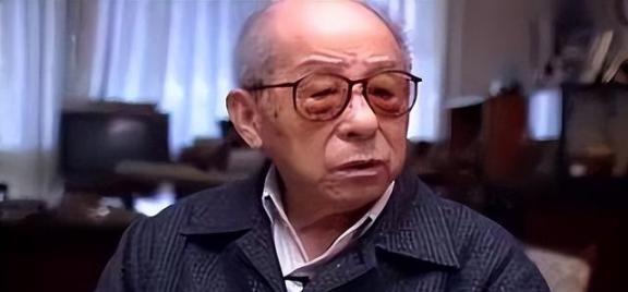 张学良的故事，大家多少都听过一些。他是东北军的少帅，年轻时风光无限，后来却因西安
