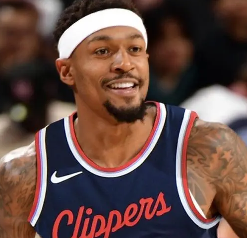 快船队今夏重要引援、后卫布拉德利.比尔因髋部骨折将接受手术，确定本赛季报销
这一