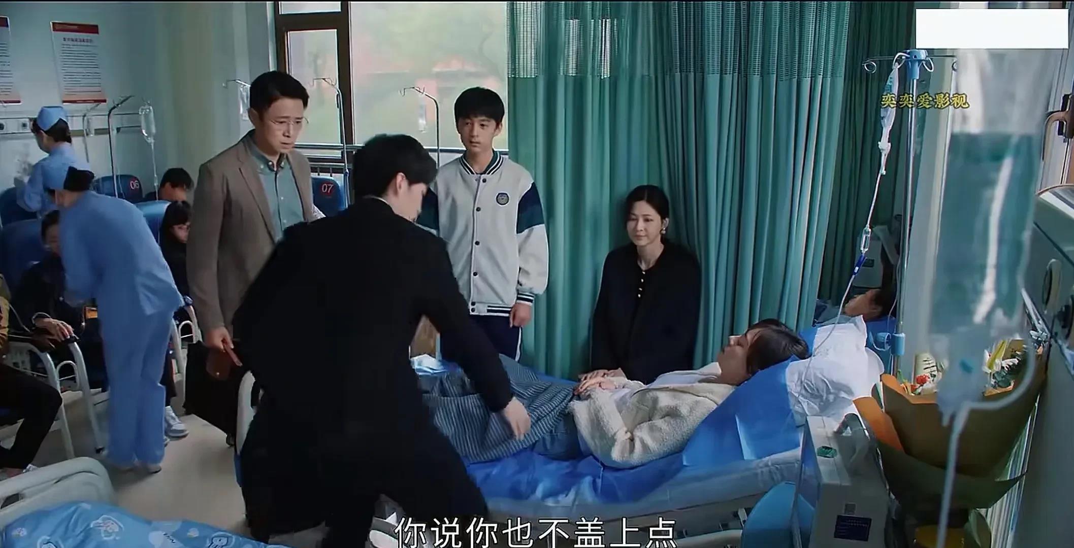 《蛮好的人生》，最后一集每一段都是经典，真好。
胡曼黎因病在医院那一段太逗了。钟