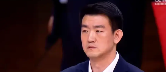王博还是嫩了点，要是李春江，昨天冠军基本到手了，放虎归山、后患无穷！

王博虽然