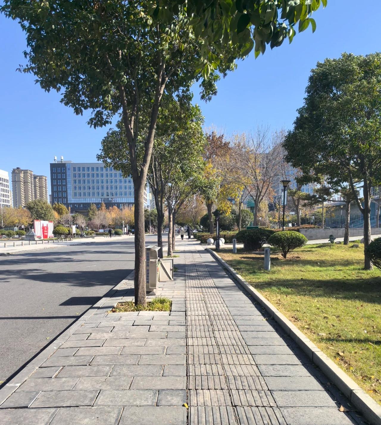 职场中要少管闲事