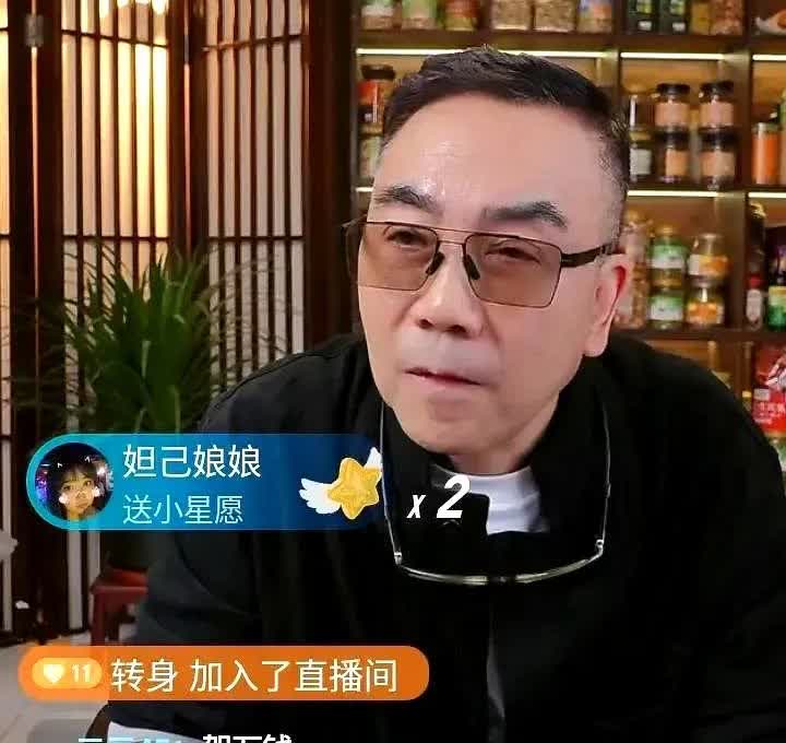 宁傍侯耀华，不入常家门？！
 
杨议拜师这事儿，简直是年度大戏！侯耀华拿捏