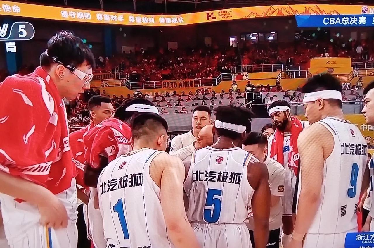 昨晚范子明的表现，给出了辽宁男篮被浙江“零封”的答案！
范子明替补出战33分钟，