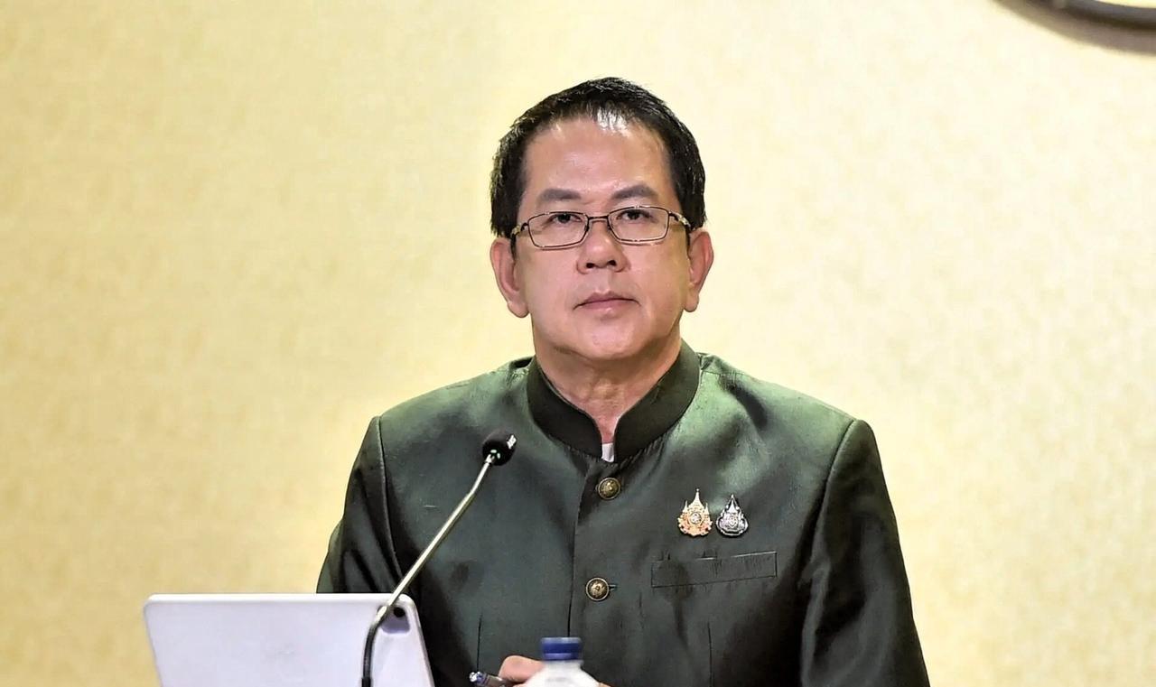 泰国总理办公室发言人吉拉育·洪萨布先生和泰柬边境管理特别工作组委员会透露，泰国皇