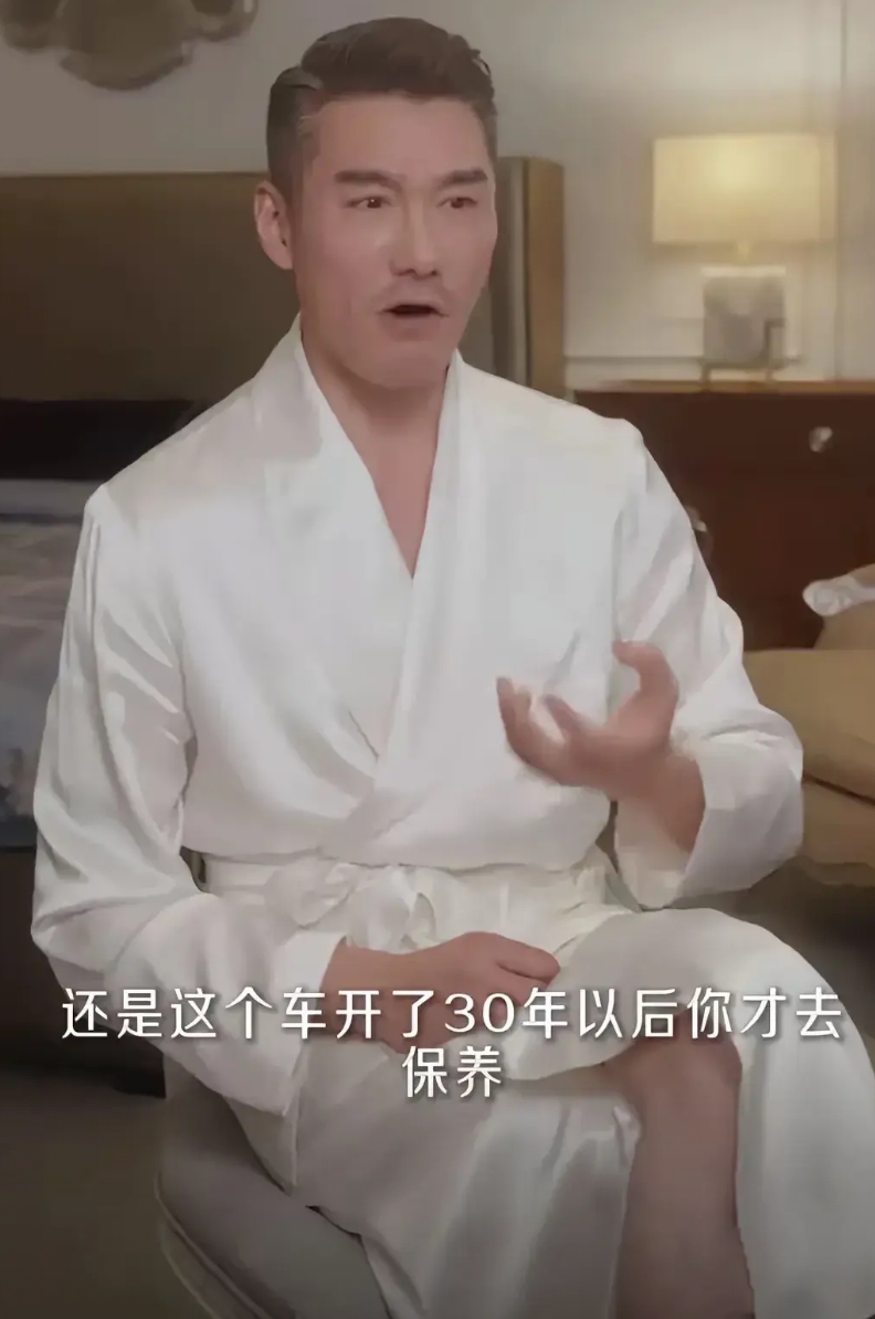 突然就不喜欢胡兵了，因为觉得他过于虚伪和油腻了。每个人生活的方式不同，挣钱不同，