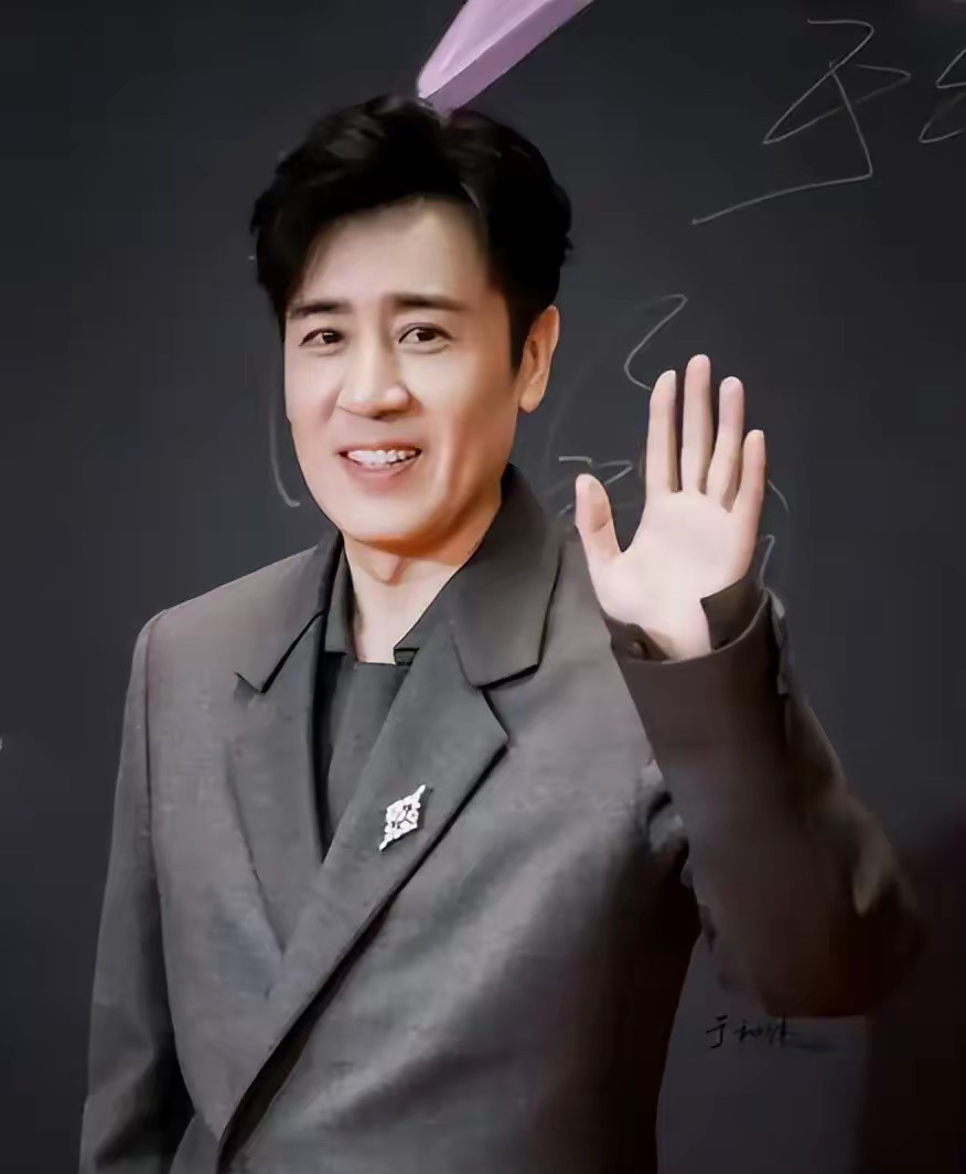 “藏”了那么多年，原来她就是于和伟的老婆，娶一个贤妻旺三代