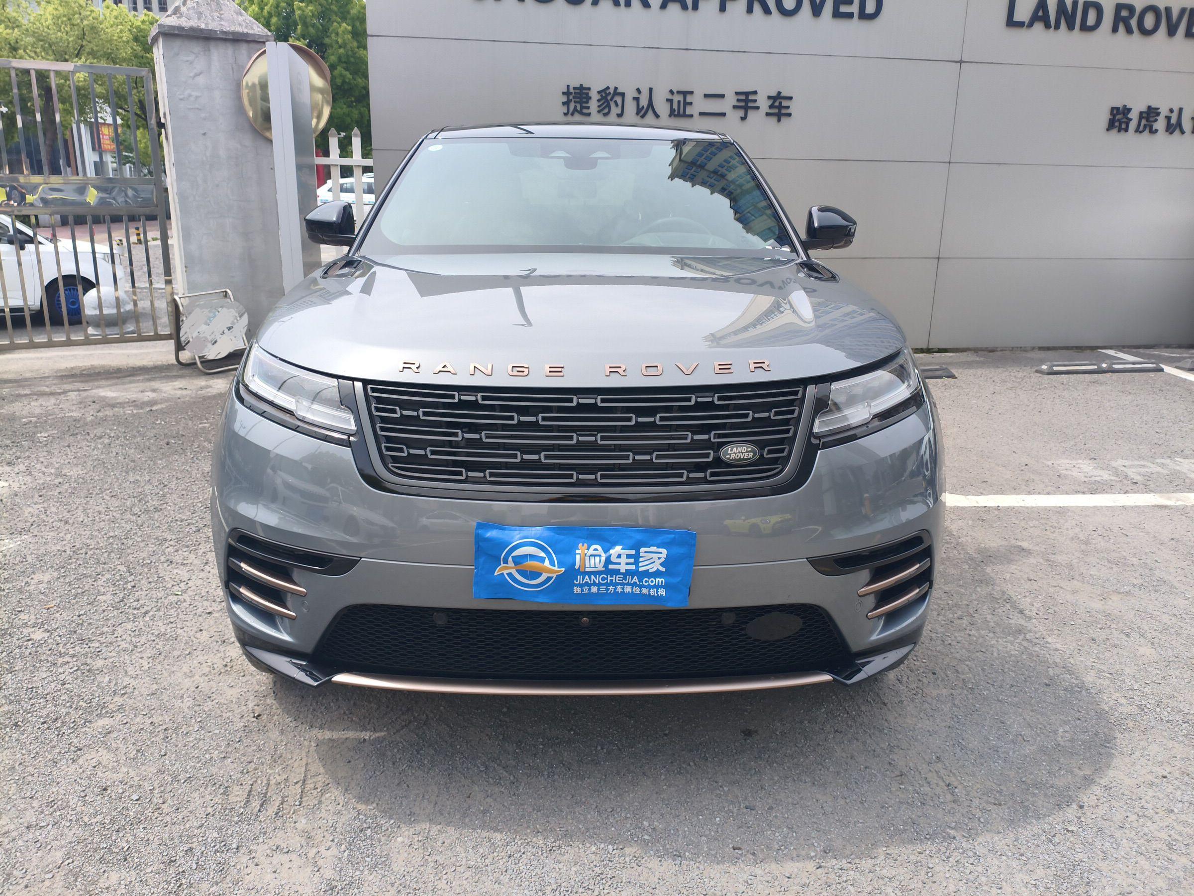 混的最惨的豪华SUV，路虎揽胜星脉，新车降价卖不动，二手车贩子都不收！
前两天在