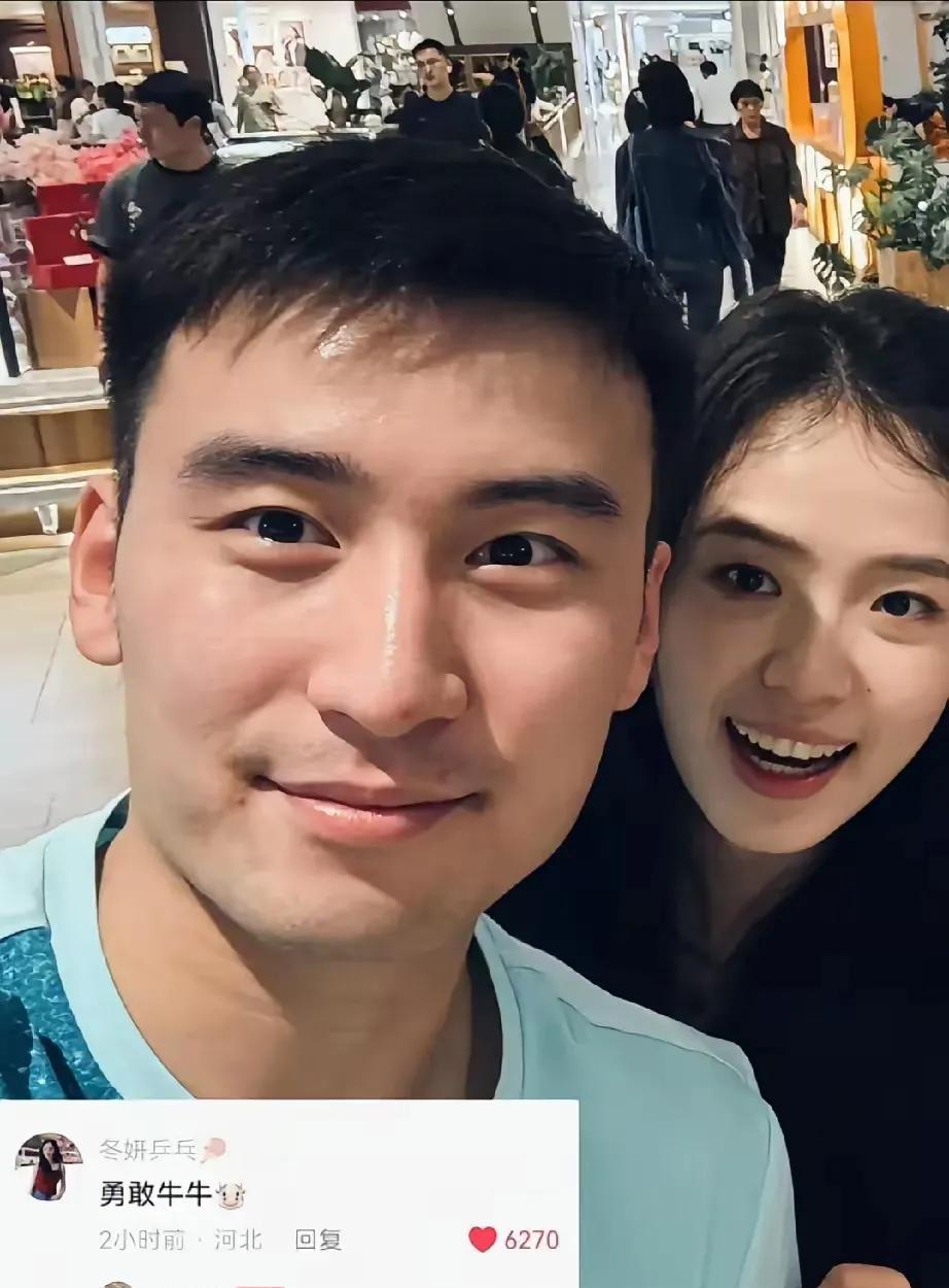 笑不活了，牛冠凯晒美照，王楚钦却惨了！
小牛留言下面疯狂@王楚钦。
作为王楚钦的