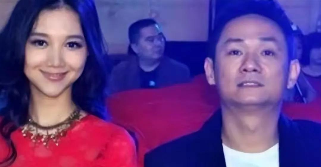 16年前他在爱妻葬礼上哭到昏厥，发誓永不再娶，如今他做到了吗？
[来看我][来看