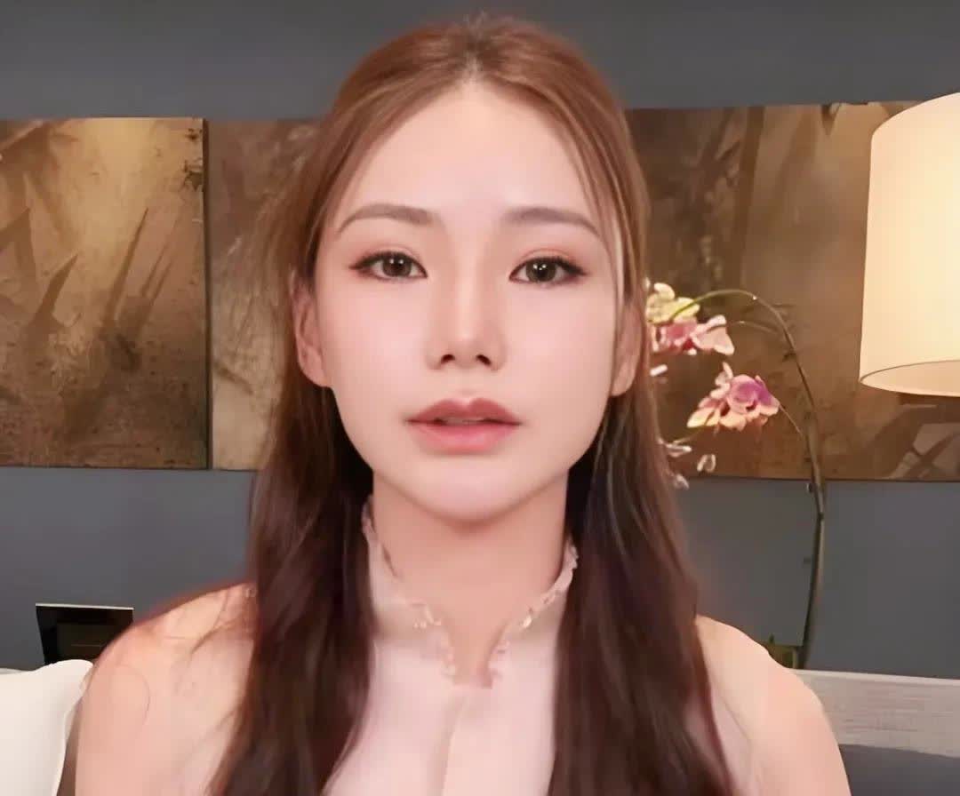 马筱梅真的是伟大的母亲！
昨天直播的时候说她每四天半飞一次苔北，飞到苔北待三天