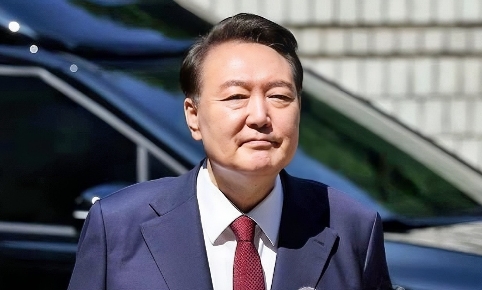 尹锡悦第8次审判
当地时间23日，韩国前总统尹锡悦出席首尔中央地方法院对其涉嫌发