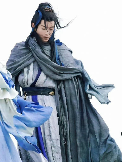 真的太好看啦，壁纸已经用上了