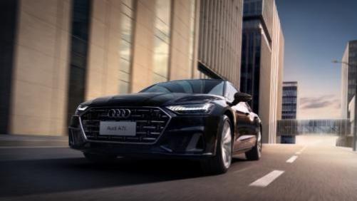 集无框造型与3.0T动力于一身，上汽奥迪A7L承包30万级豪华车体验