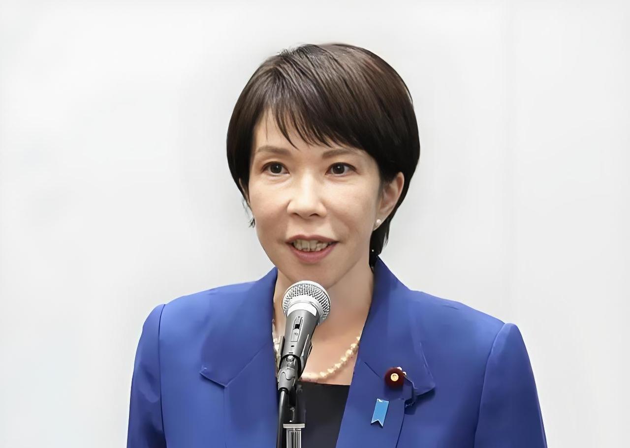 注意:日本“安倍女孩”破茧成蝶了！
就在今天下午，被誉为“女版安倍晋三”的高市早