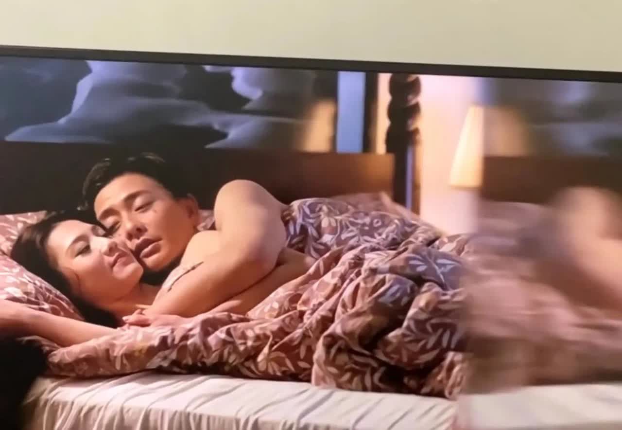 胡杏儿，你选人的眼光真的准！
黄宗泽就是个浪子，而你能他交往 8 年
李乘德