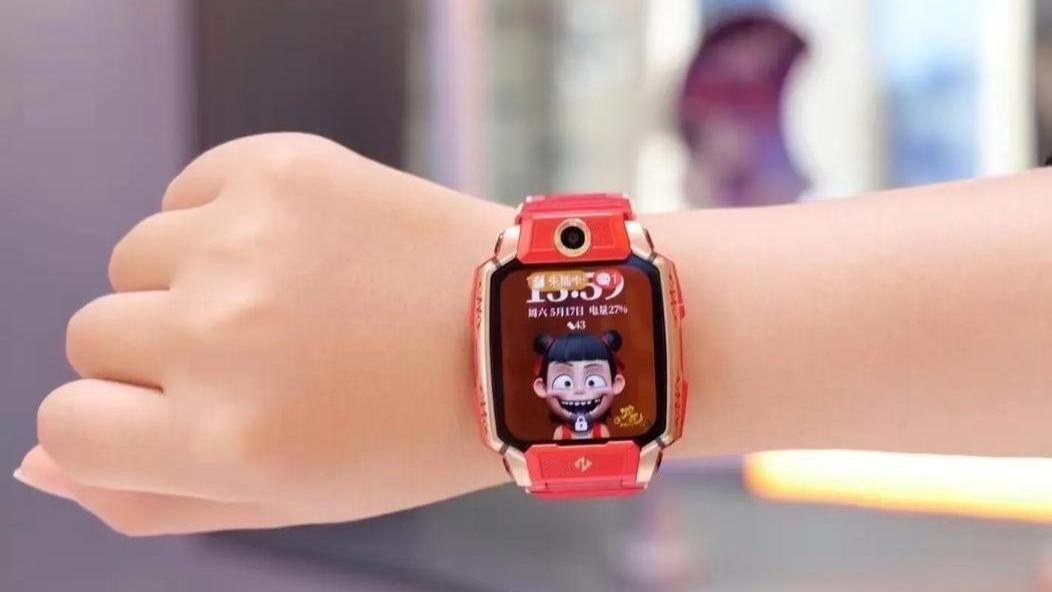 全球智能手表/手环销量冠军：前三季度卖出2860万台，苹果掉到第三