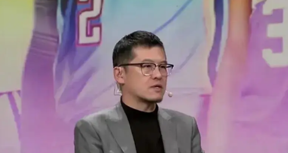 随着步行者G3获胜，杨毅老师又跑来预测一波了，直言步行者将4-2最多4-3抢七拿