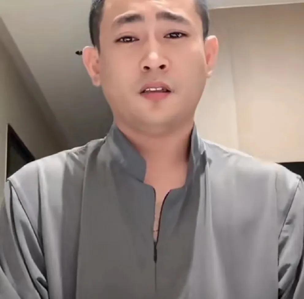 丁老五谈吴迪开着比辛巴还好的车，一辈子什么也不干也够吃喝了！
         