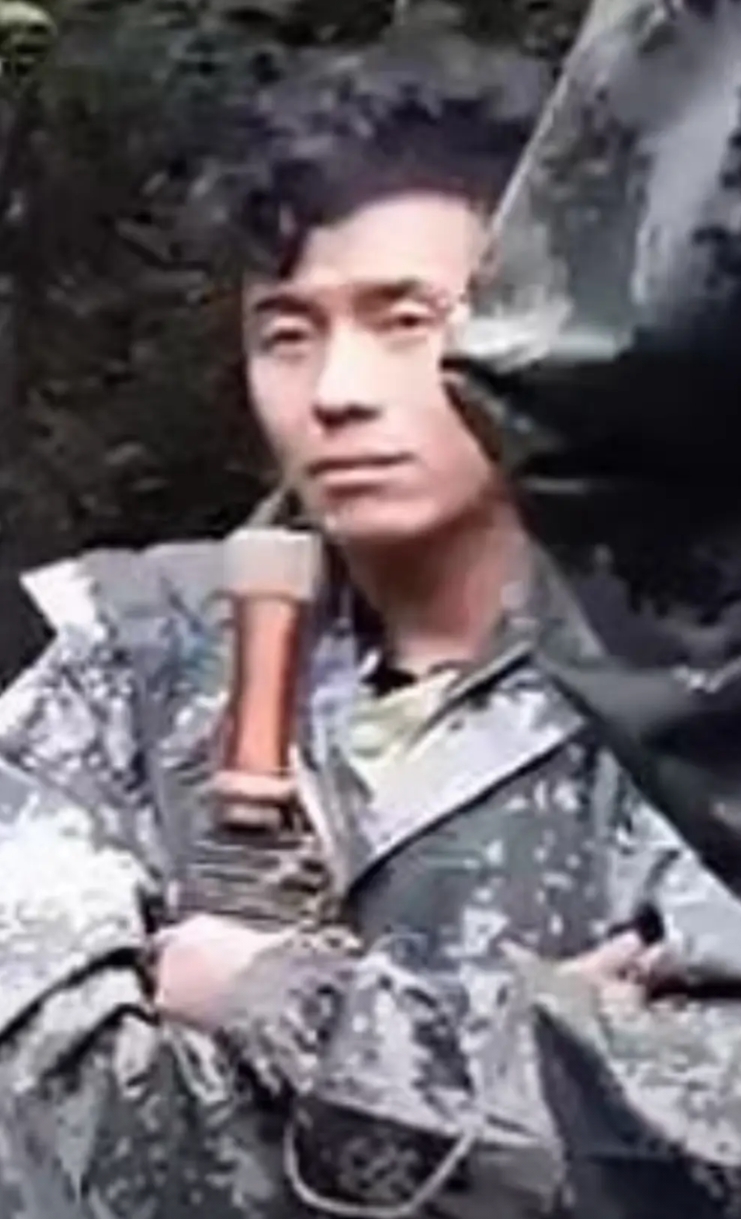 这几张图片可能是很多人第一次见到。
这是在2019年6月中印边境的东段东章地区，