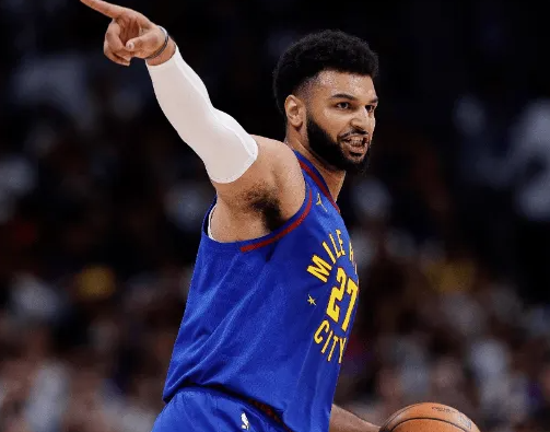 掘金在官方社媒上公布了球队的伤病名单最新情况，详情如下：
大概率出战：
斯宾塞-