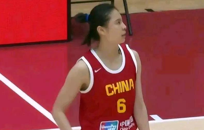 124:57！中国女篮67分大胜波黑！
有人说：这样的热身赛毫无意义，我反而觉得