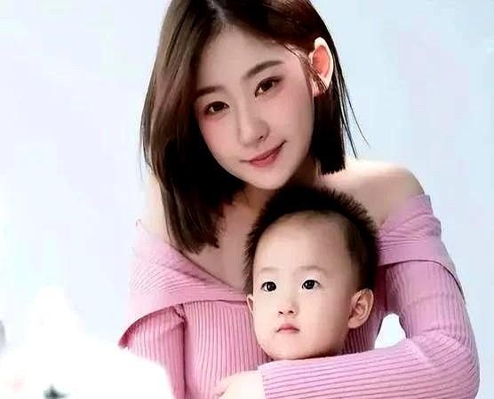 王思聪被爆有“私生女”？私生女能否被豪门接纳？
现在这事儿可闹大了！
听说孩子生