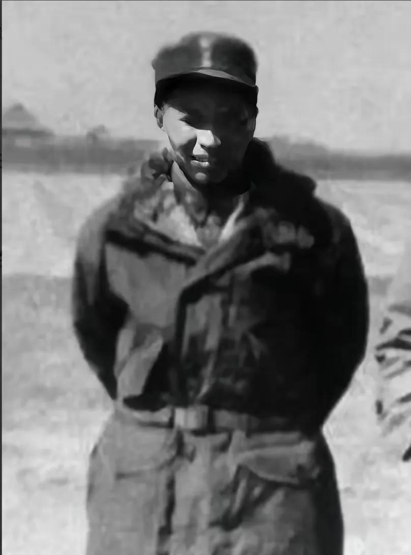 血色伏击
特种作战打破战场平衡
1942年的晋西北高原，凛冽的寒风中暗涌着新型战
