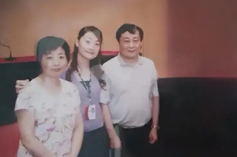宗馥莉为何不给父亲立“贞节牌坊”了？

长公主有狠劲也玩得绝，早就看透老爹安插的