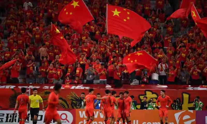 U23亚洲杯预选赛第三轮：
中国队VS澳大利亚队、今晚七点三十五分、西安国际体育