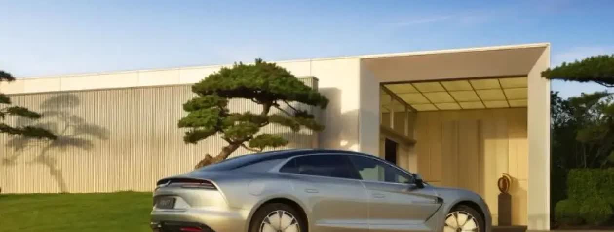 比亚迪绝对把中国人研究透彻了：
要体面——比亚迪·宋icon做到了；
要舒适