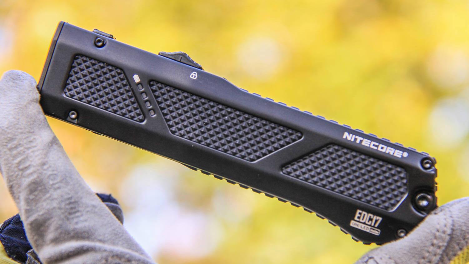 再加两项功能，将EDC进行到底：NITECORE EDC17