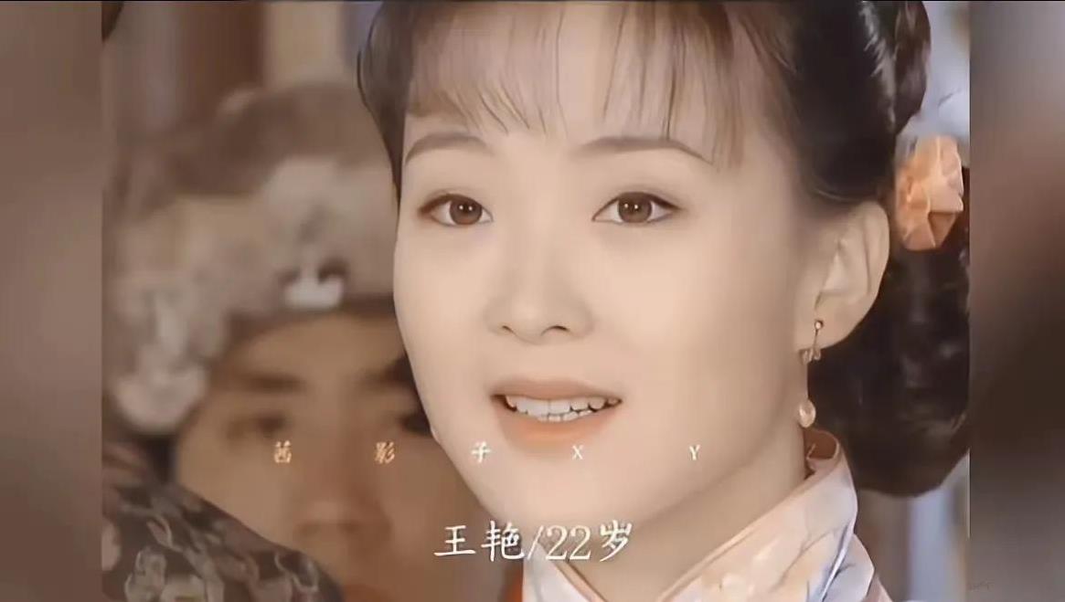 仔细一对比
还是赵雅芝最美丽[赞]