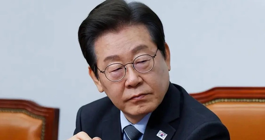 李在明要完？韩国要倒霉？美国要撤兵？











天呐！特朗普这次是真