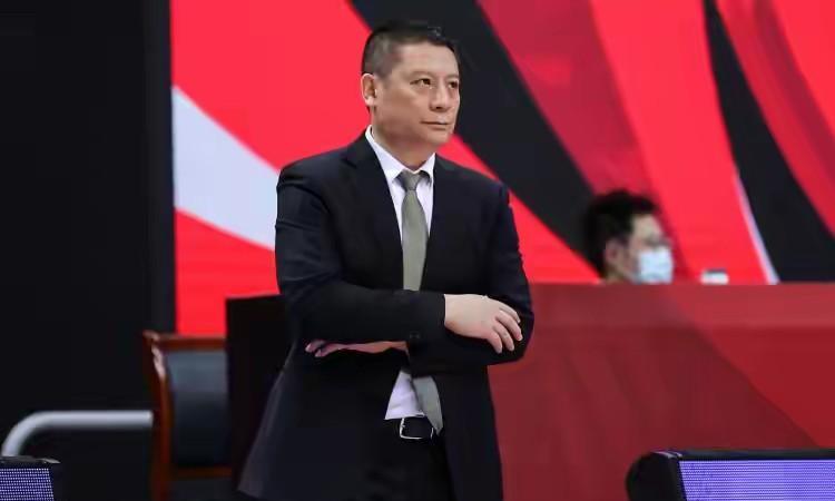 天津男篮出现了新情况，这到底是主动谋求的结果还是被动承受的呢？近期有诸多消息称，