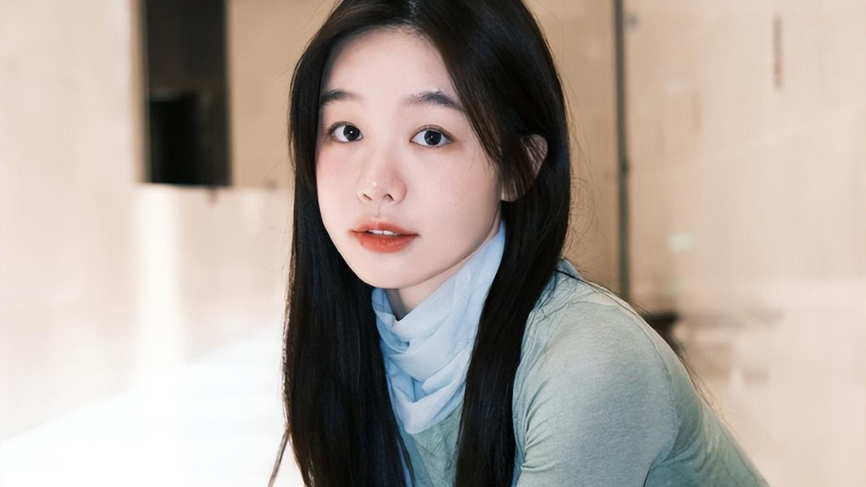 女演员的魅力时刻，《六姊妹》里李雯登场，风情万种之姿惊艳众人