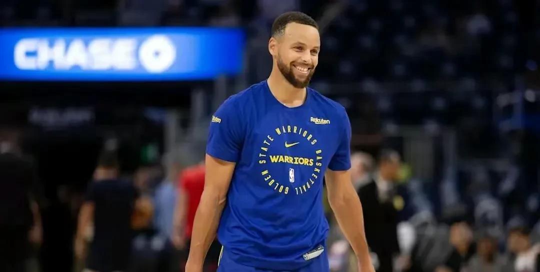 库里:科比排第11名？我应该排在他后面。